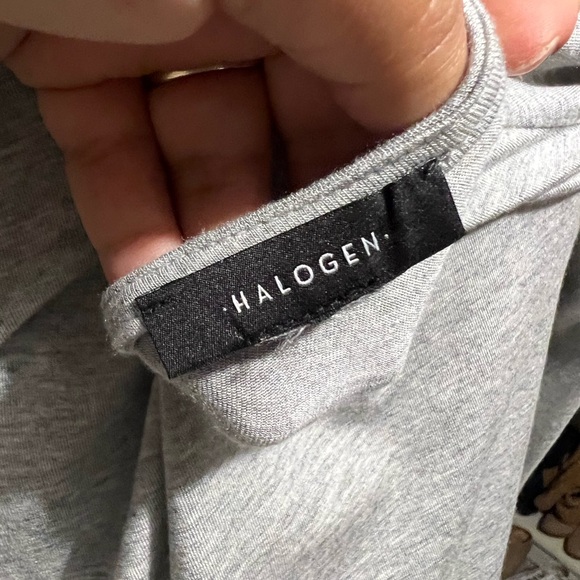 Off the shoulder top - Picture 3 of 4